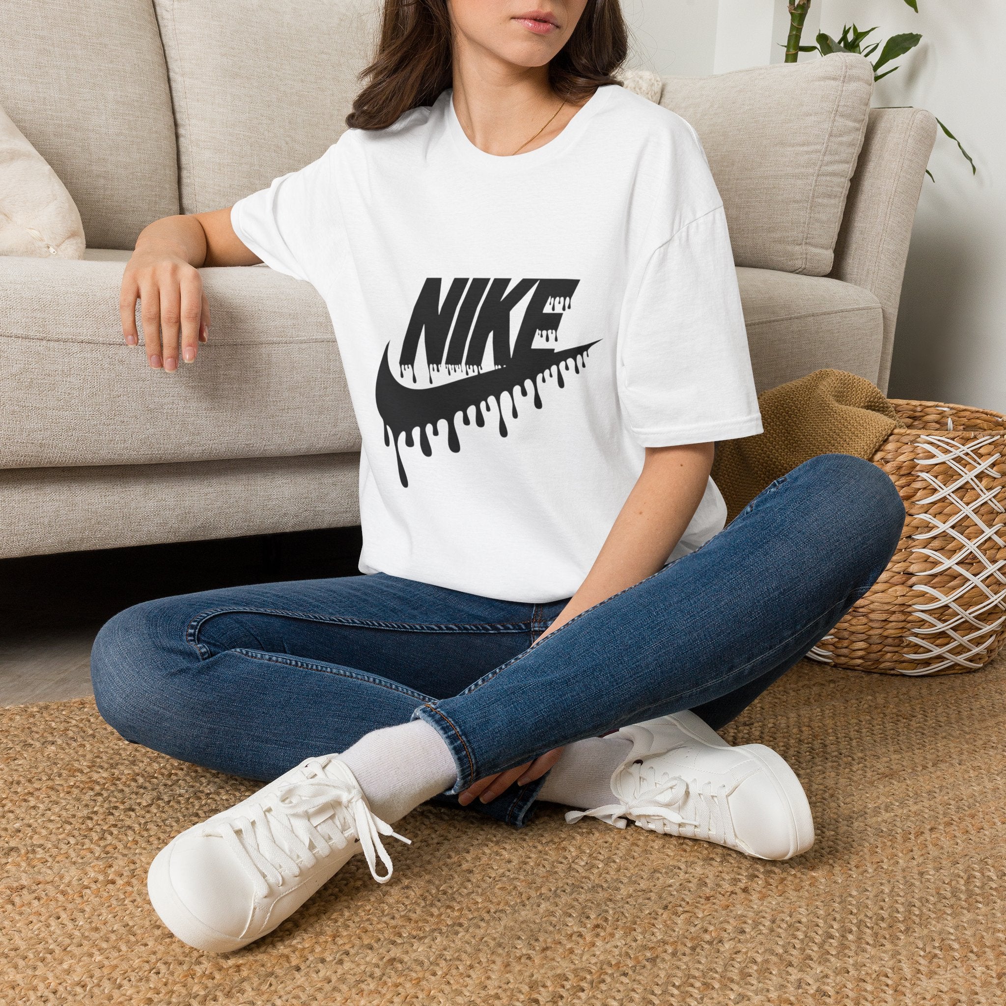 Drip Logo T‑Shirt — Black 'NIKE' Dripping Swoosh Graphic Tee